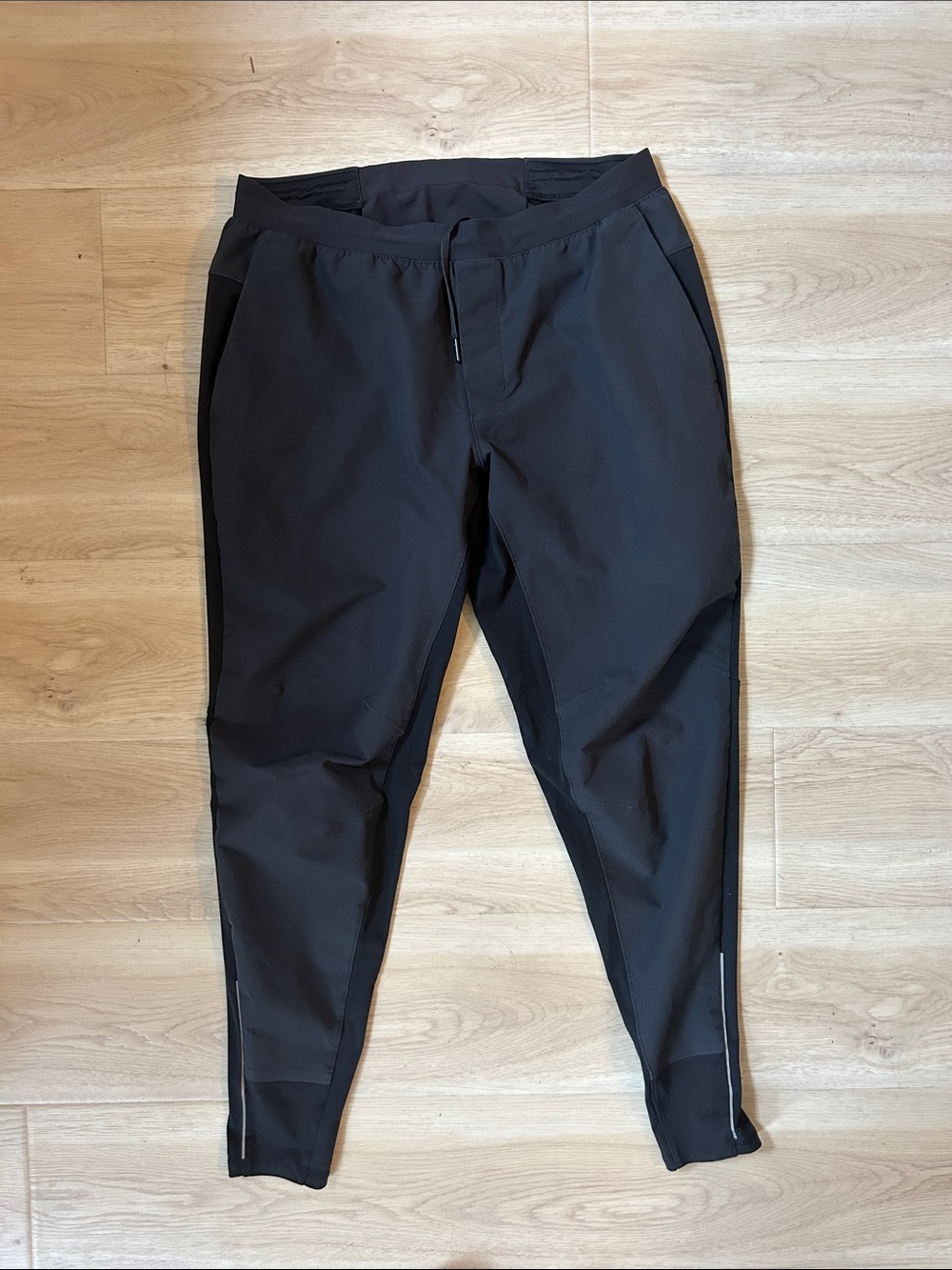 Lululemon men’s switch up pant size L